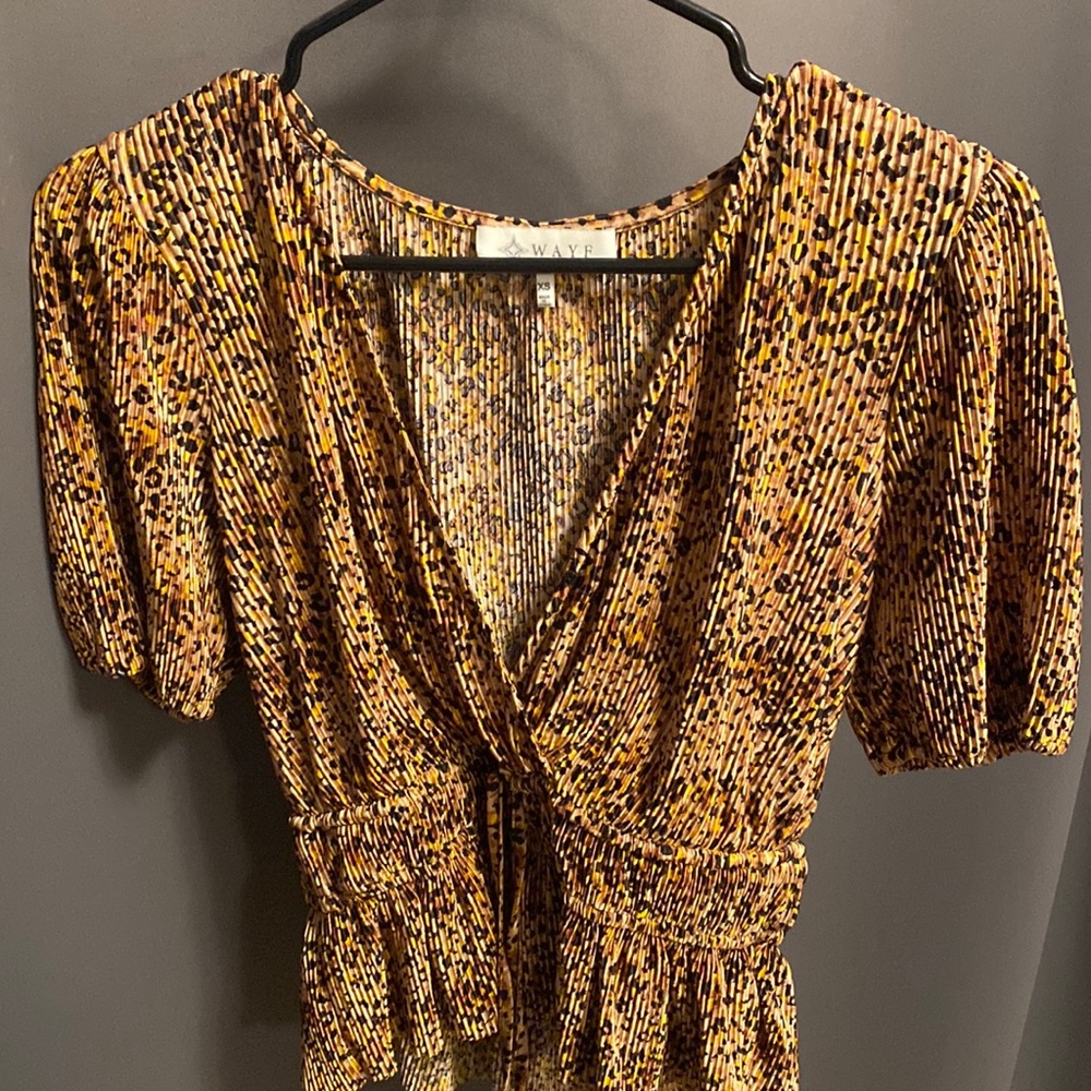 WAYF Cheetah Print Blouse Size Small- Like New